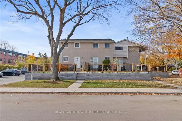 11 Colmar PL #2, Hamilton, ON L9H 4L1