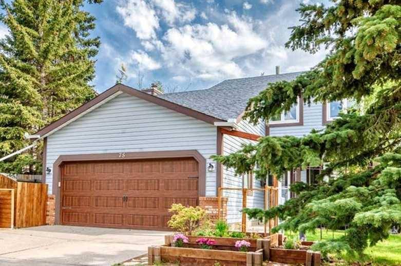 75 Hawkley Valley RD NW, Calgary, AB T3G 3B2