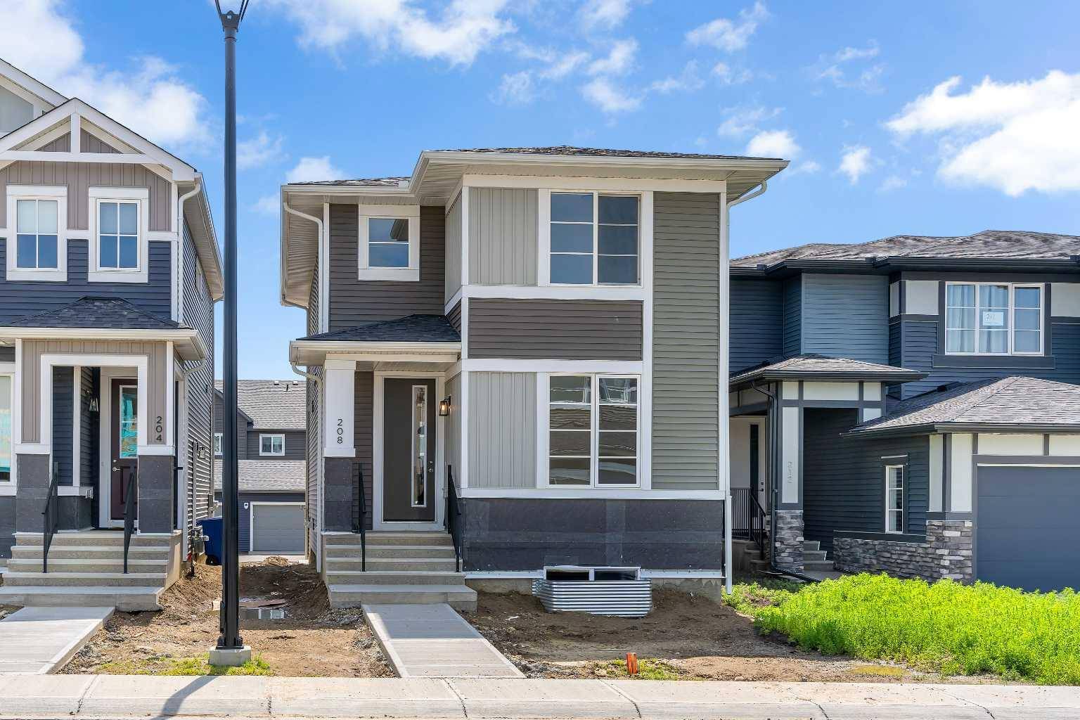 208 LANGWELL Common, Airdrie, AB T4A 3R4