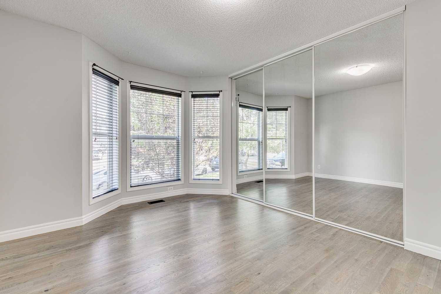 Calgary, AB T2Z 0J7,1775 New Brighton DR SE