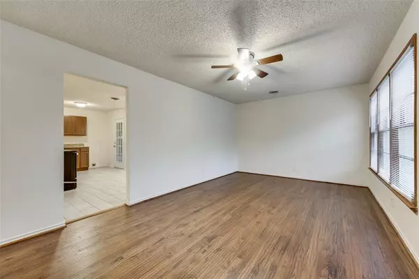 Haltom City, TX 76117,5304 Nadine Drive