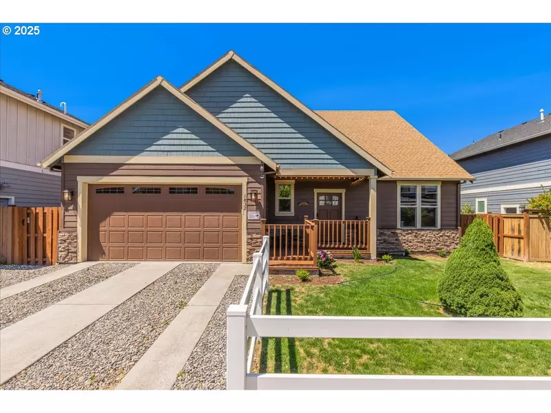 1832 4TH ST, Hood River, OR 97031