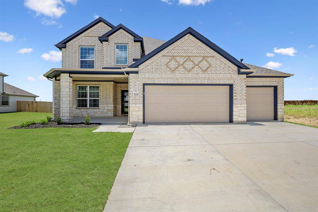 9232 Kansas Pacific Drive, Fort Worth, TX 76036