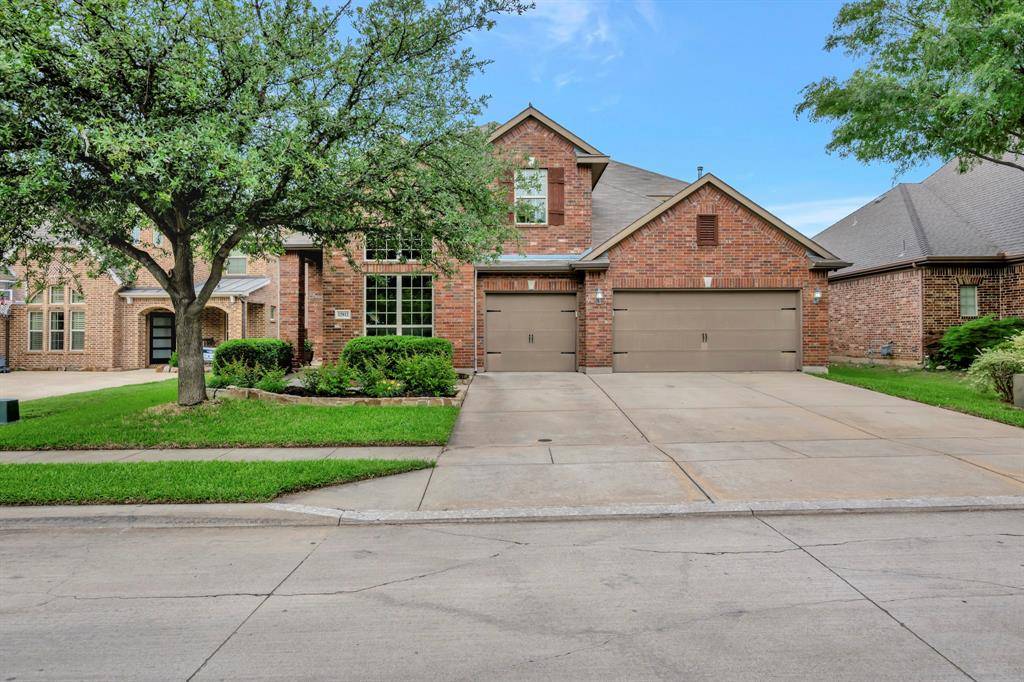 12812 Homestretch Drive, Fort Worth, TX 76244