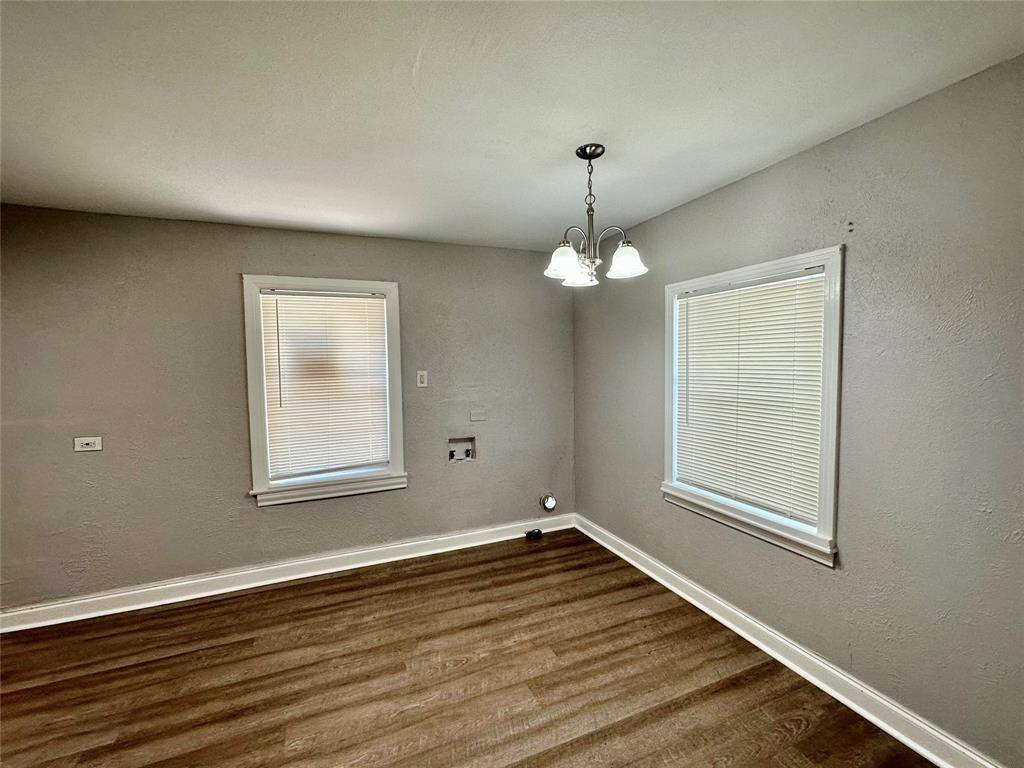 Waco, TX 76708,1821 Live Oak Avenue