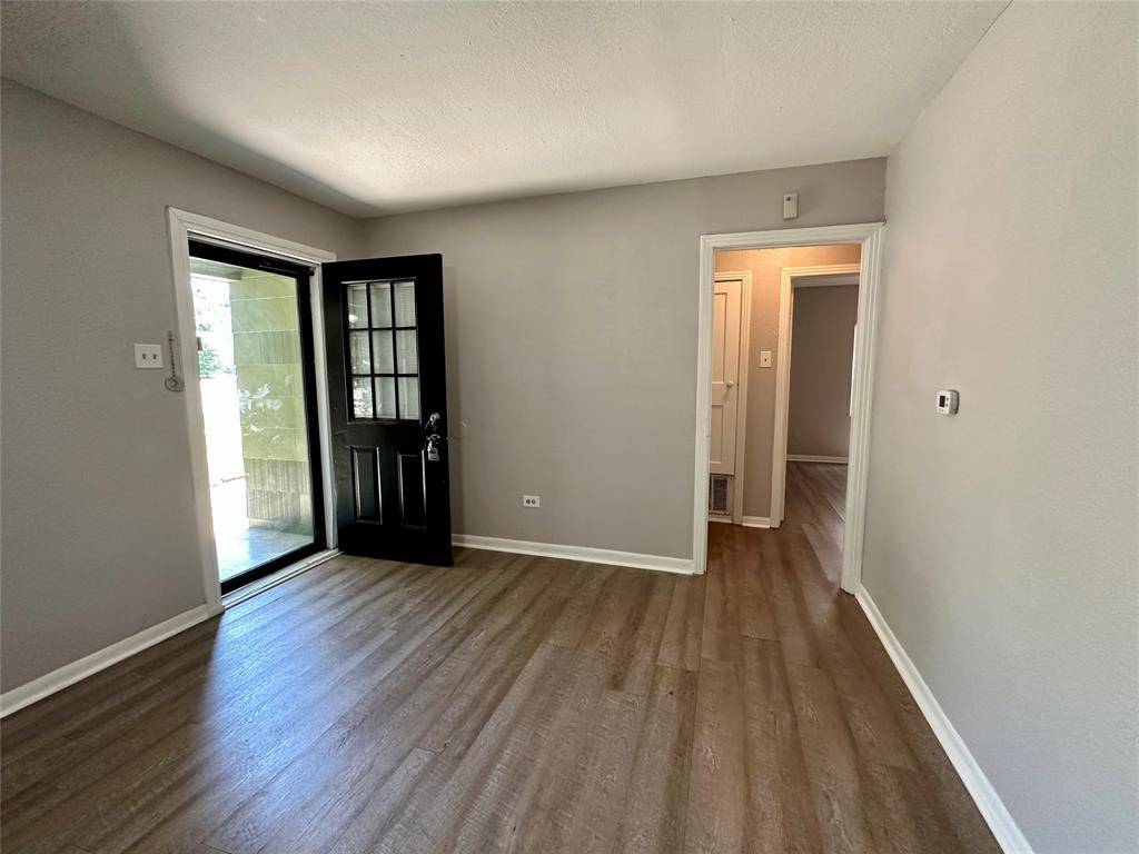 Waco, TX 76708,1821 Live Oak Avenue