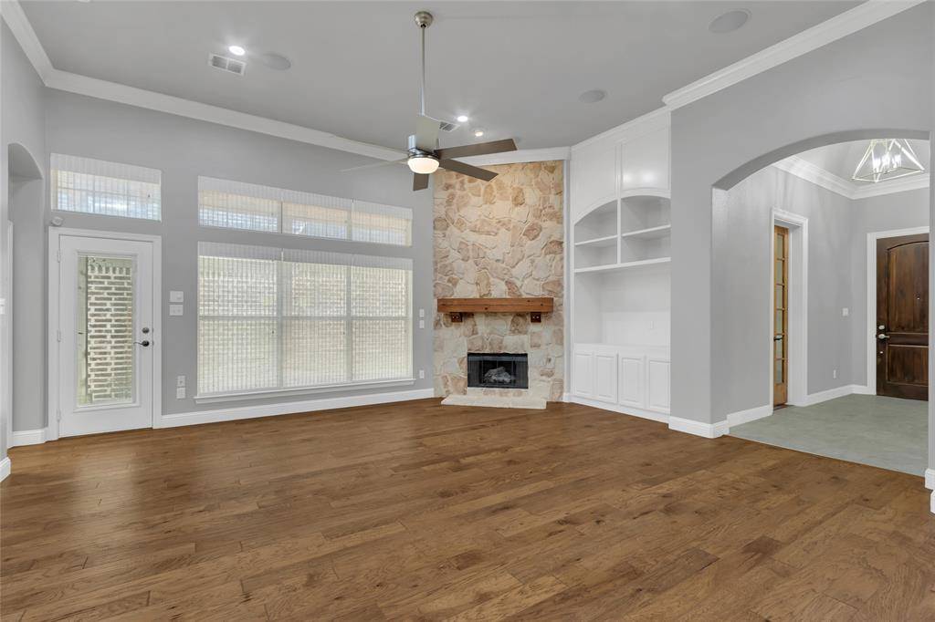 North Richland Hills, TX 76180,8613 Nichols Way