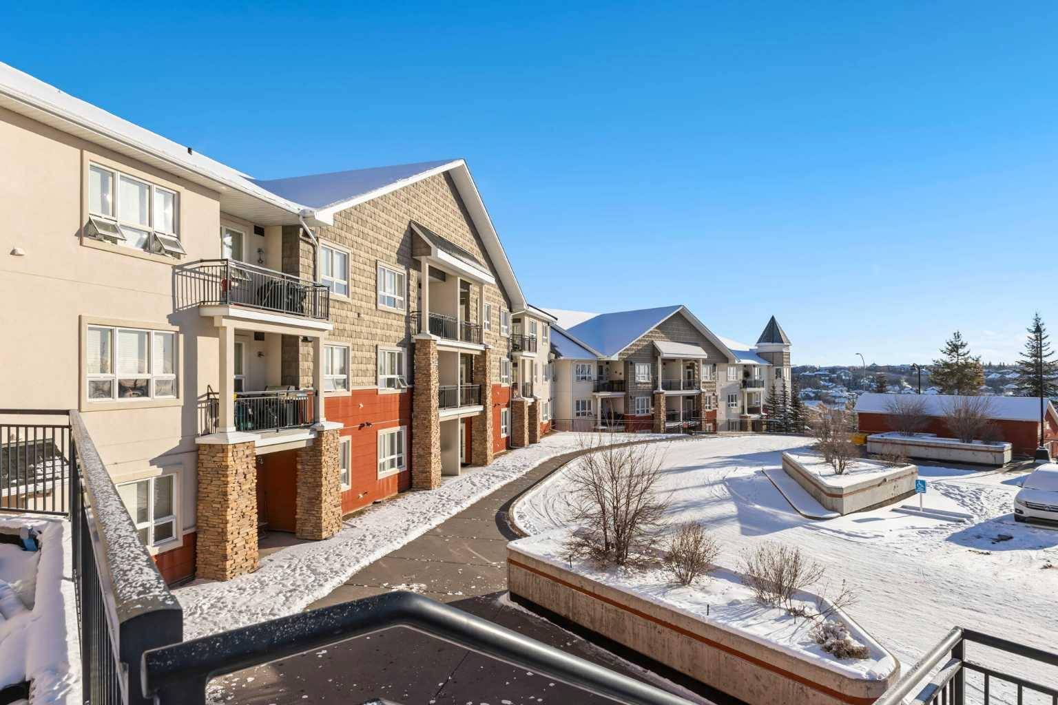 Calgary, AB T3H 5Z5,26 Val Gardena VW Southwest #202