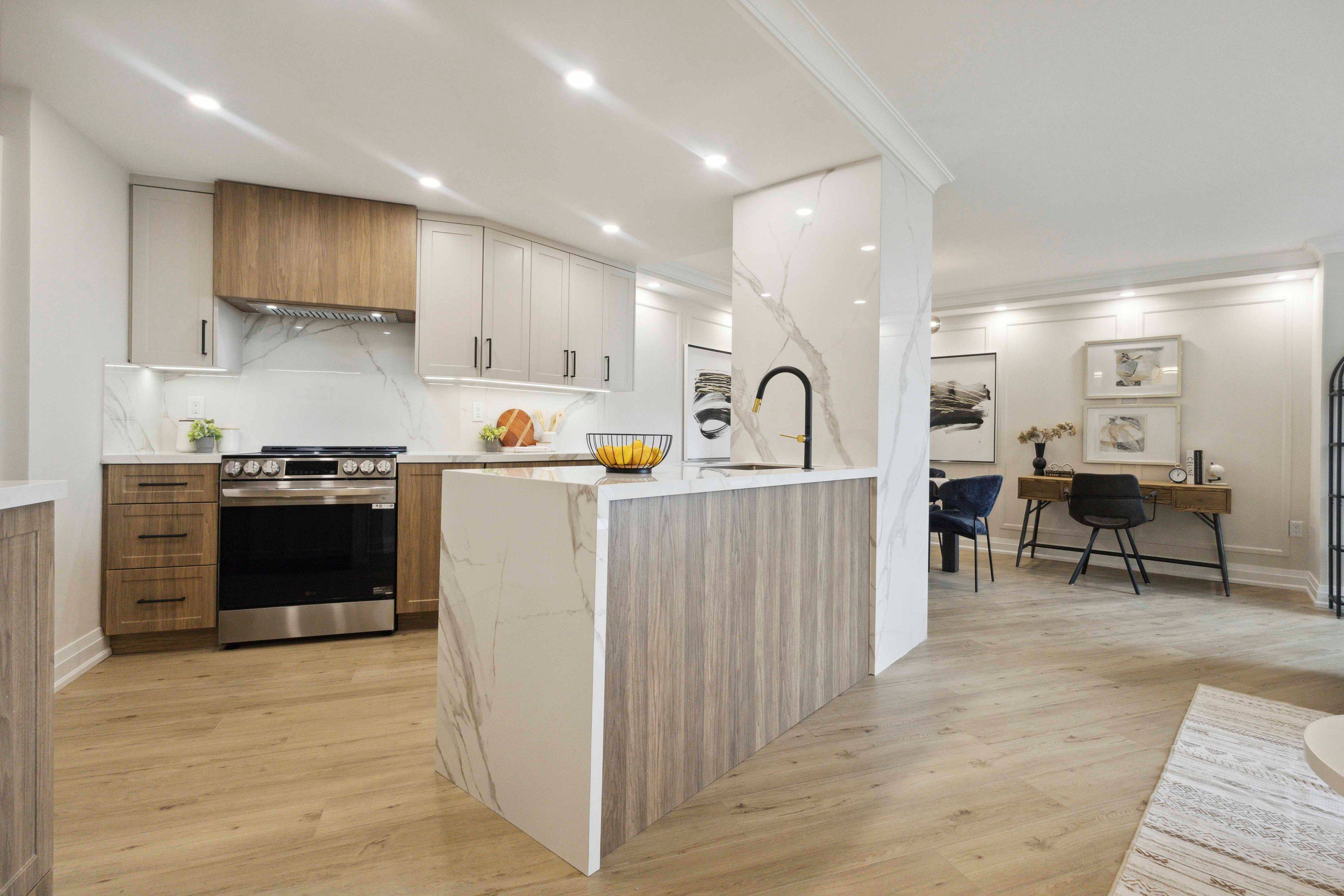 Vaughan, ON L4J 7X1,7250 Yonge ST #1604