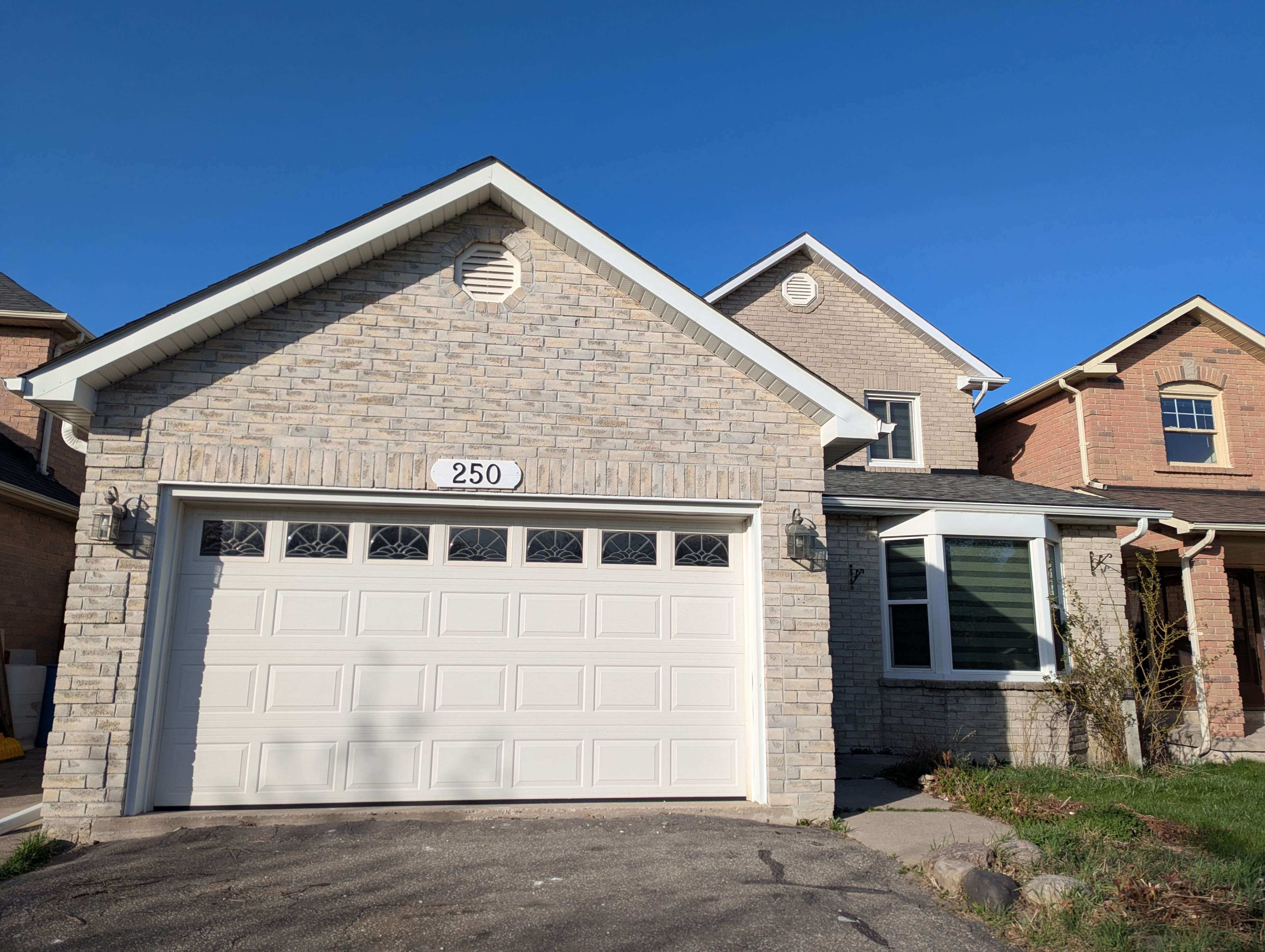 250 Harrowsmith DR #Basement, Mississauga, ON L5R 1R2