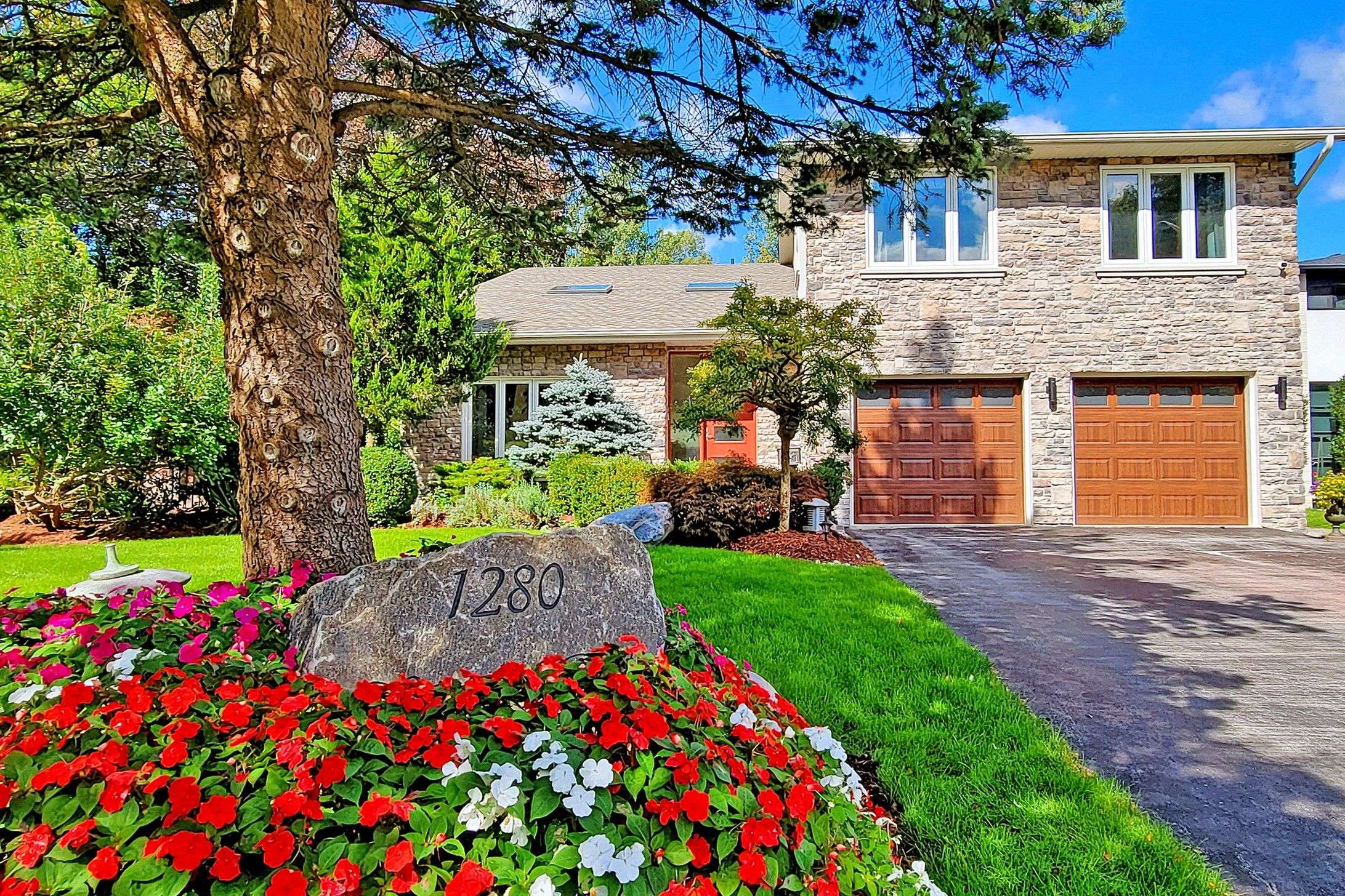 Mississauga, ON L5J 1A1,1280 Watersedge RD
