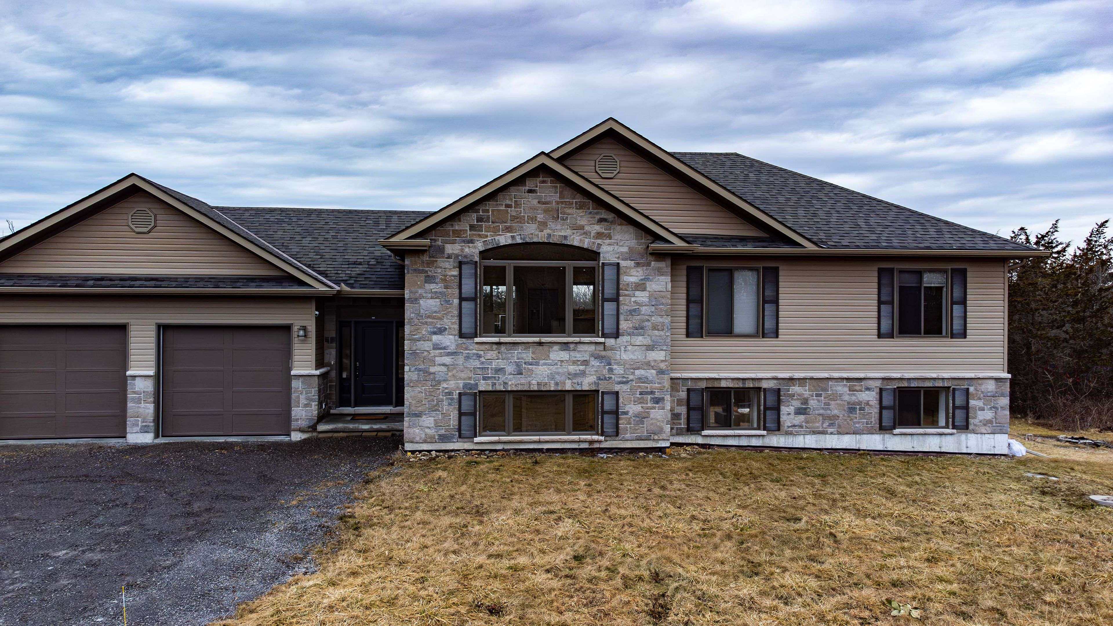 59 Bryant RD, Prince Edward County, ON K0K 1L0