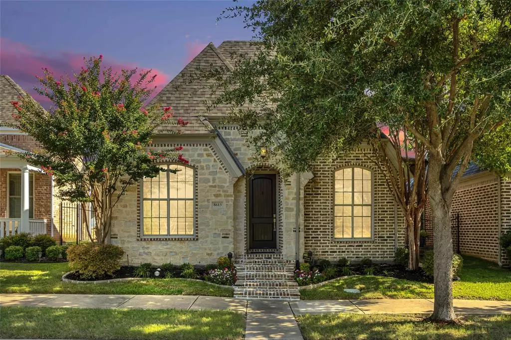 North Richland Hills, TX 76180,8613 Nichols Way