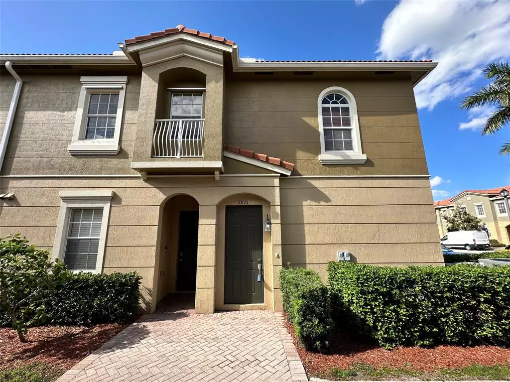 Tamarac, FL 33321,5815 Hampton Hills Blvd #5815