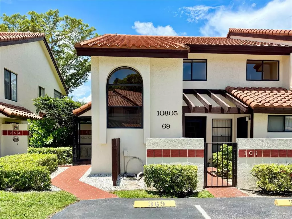 Boynton Beach, FL 33437,10805 Bahama Palm Way #201