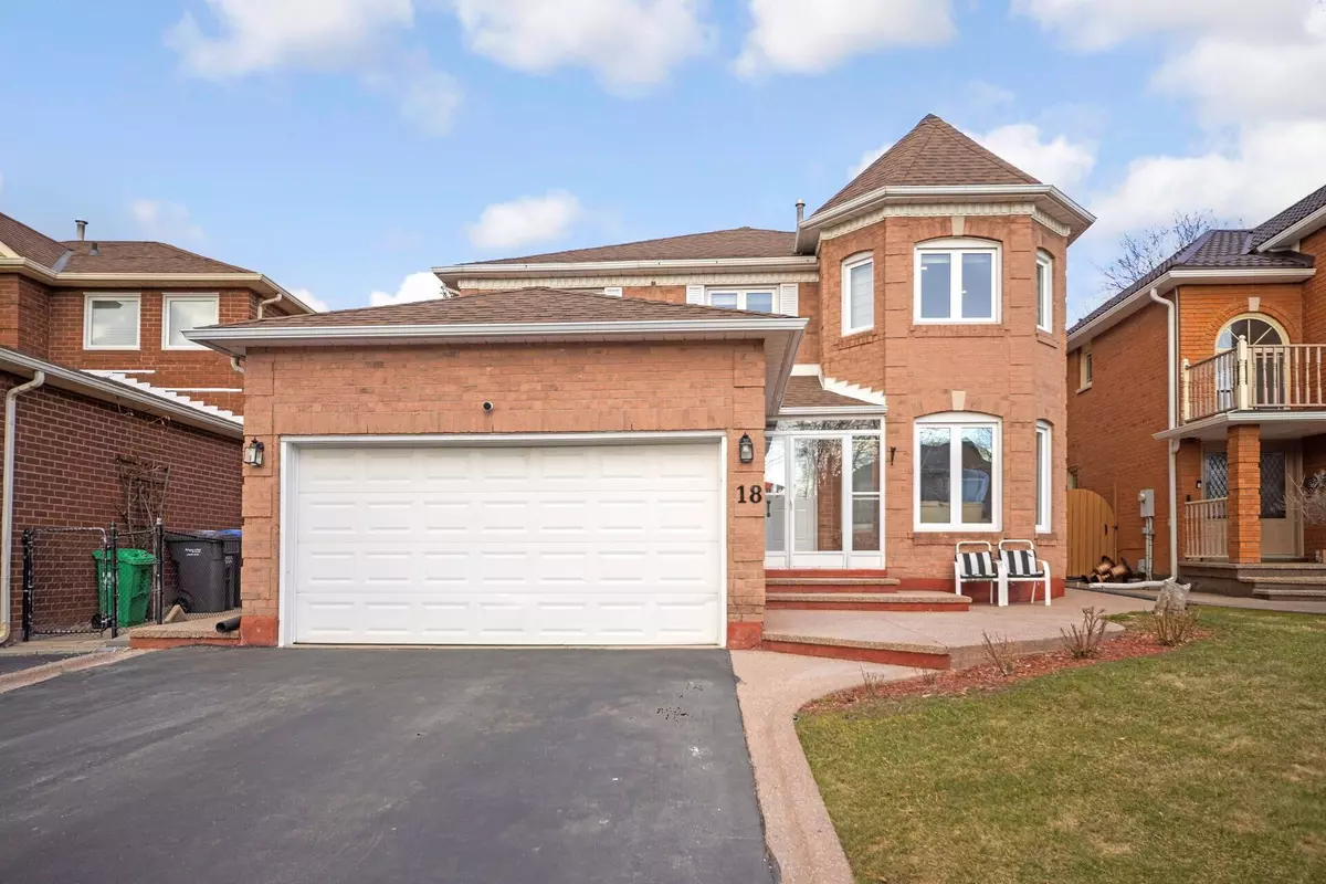 Brampton, ON L6W 4M2,18 BLACKWELL PL