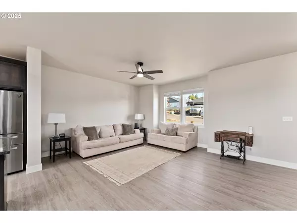 Roseburg, OR 97471,300 BRADY LN