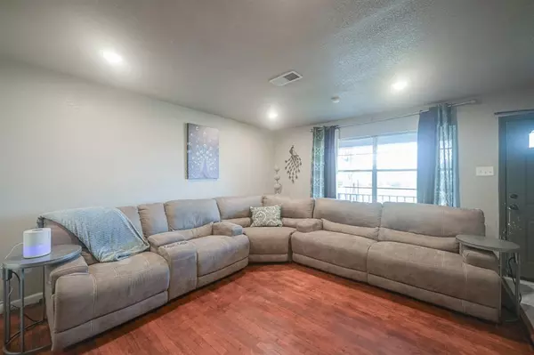 Garland, TX 75040,1006 Bandera Lane