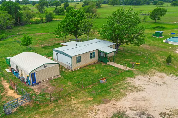 Springtown, TX 76082,2441 McVoid Road