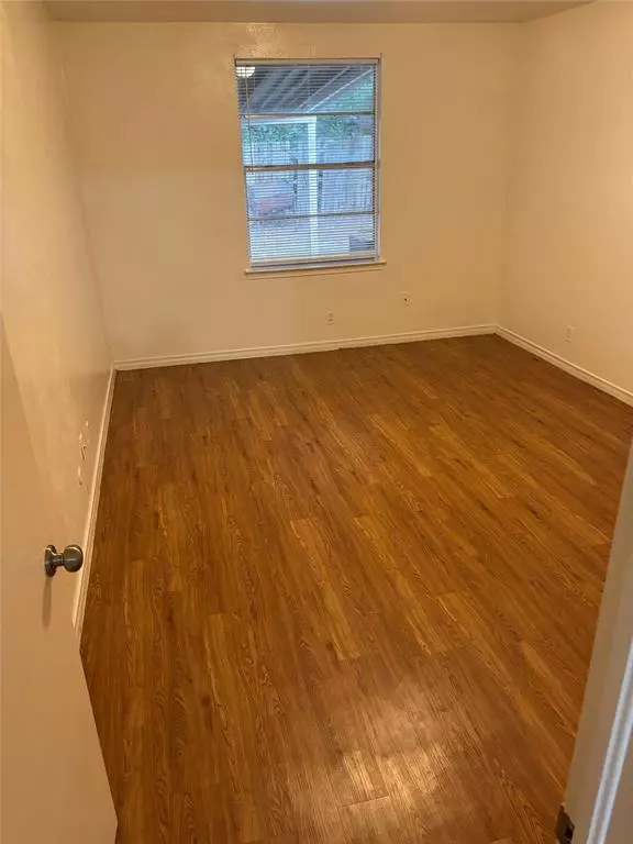 Grand Prairie, TX 75050,2427 January Lane