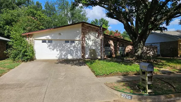Arlington, TX 76016,2705 Creekview Drive
