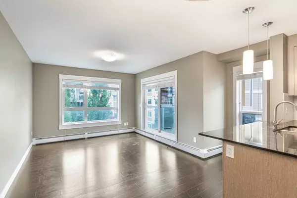 Calgary, AB T3N 0P4,240 Skyview Ranch RD NE #3315