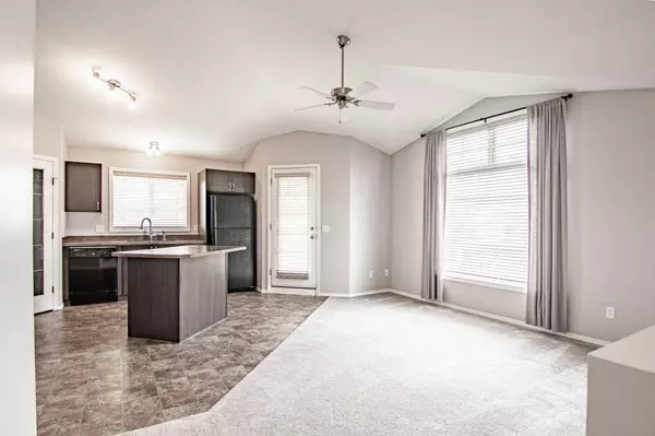 Red Deer, AB T4P 0H8,31 Jamieson AVE #1224