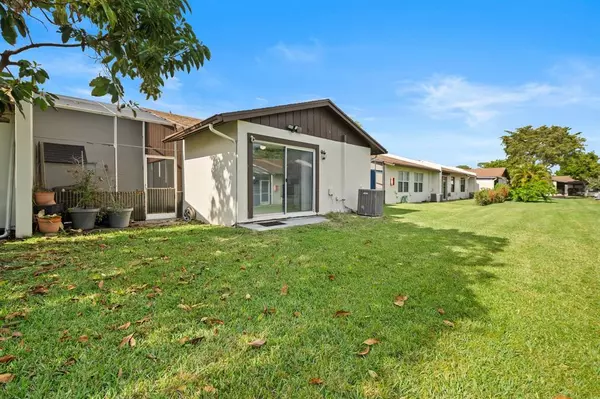 Delray Beach, FL 33484,5443 Laurel Oak St