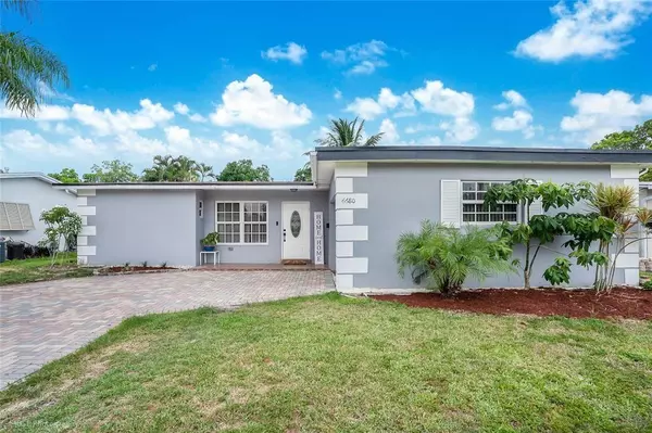 6680 NW 26th St, Sunrise, FL 33313