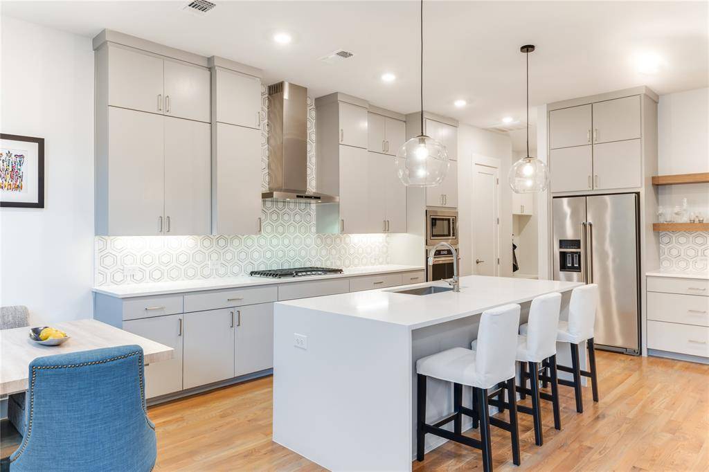 Dallas, TX 75220,3912 Bowie Lane