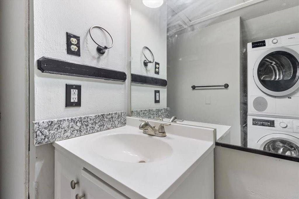 Frisco, TX 75034,7182 Hickory Street