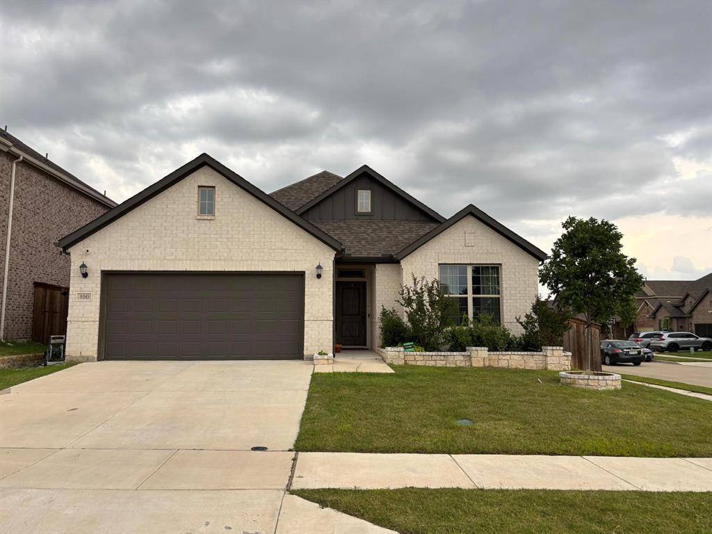 400 Kirkham Drive, Fort Worth, TX 76131