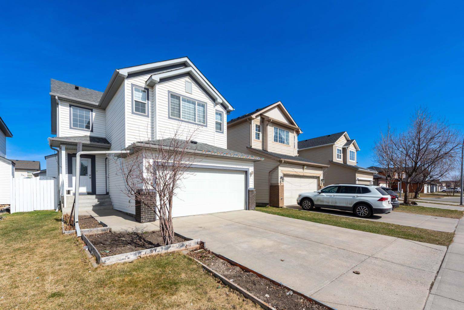 Calgary, AB T3J 4J8,50 Martha's Close NE
