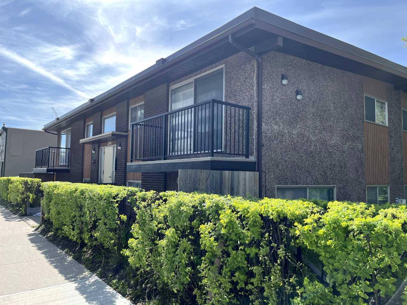 1241 5 AVE NW, Calgary, AB t2n0s1