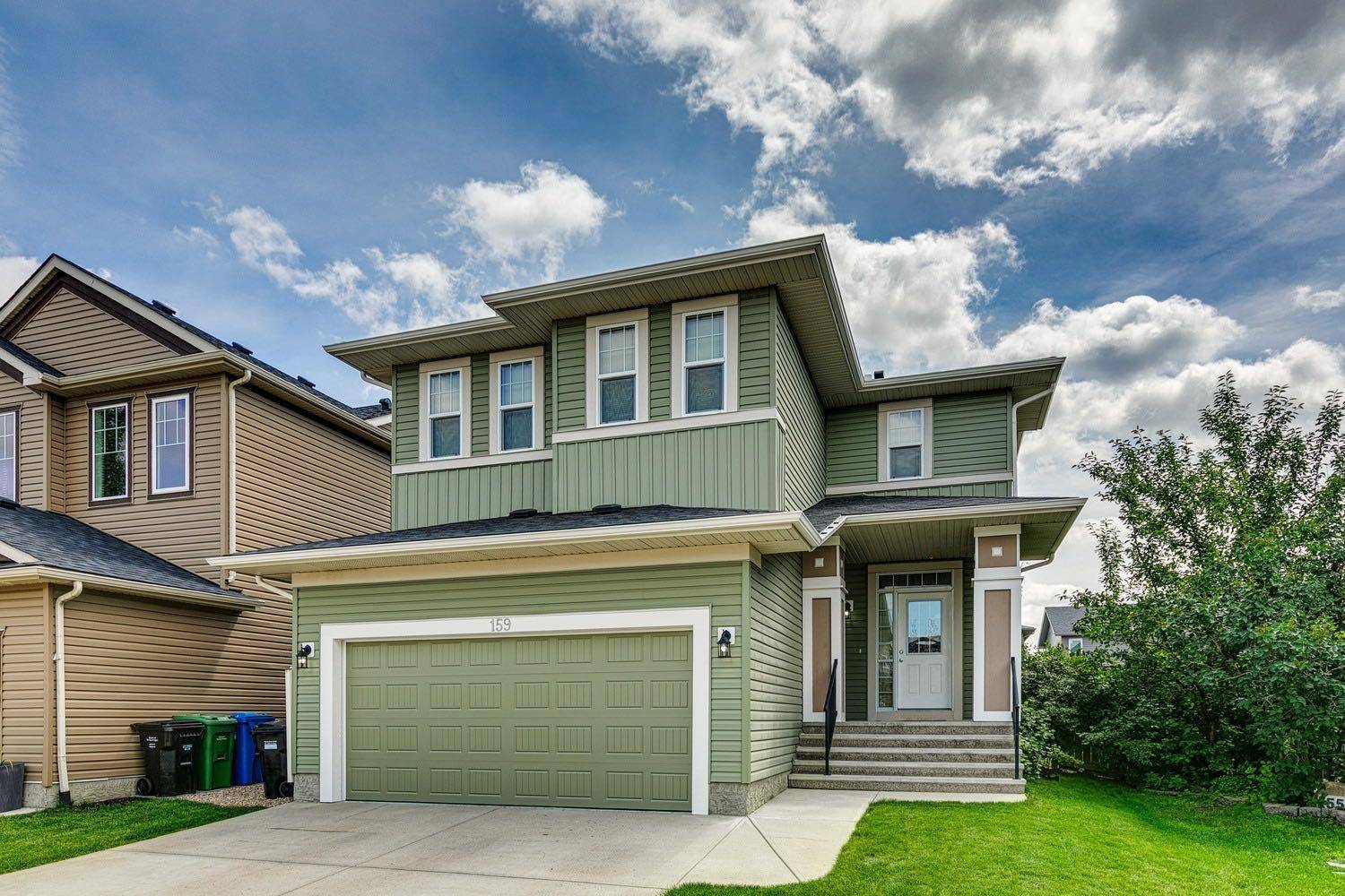 Calgary, AB T3P 0E1,159 Evansdale Common NW