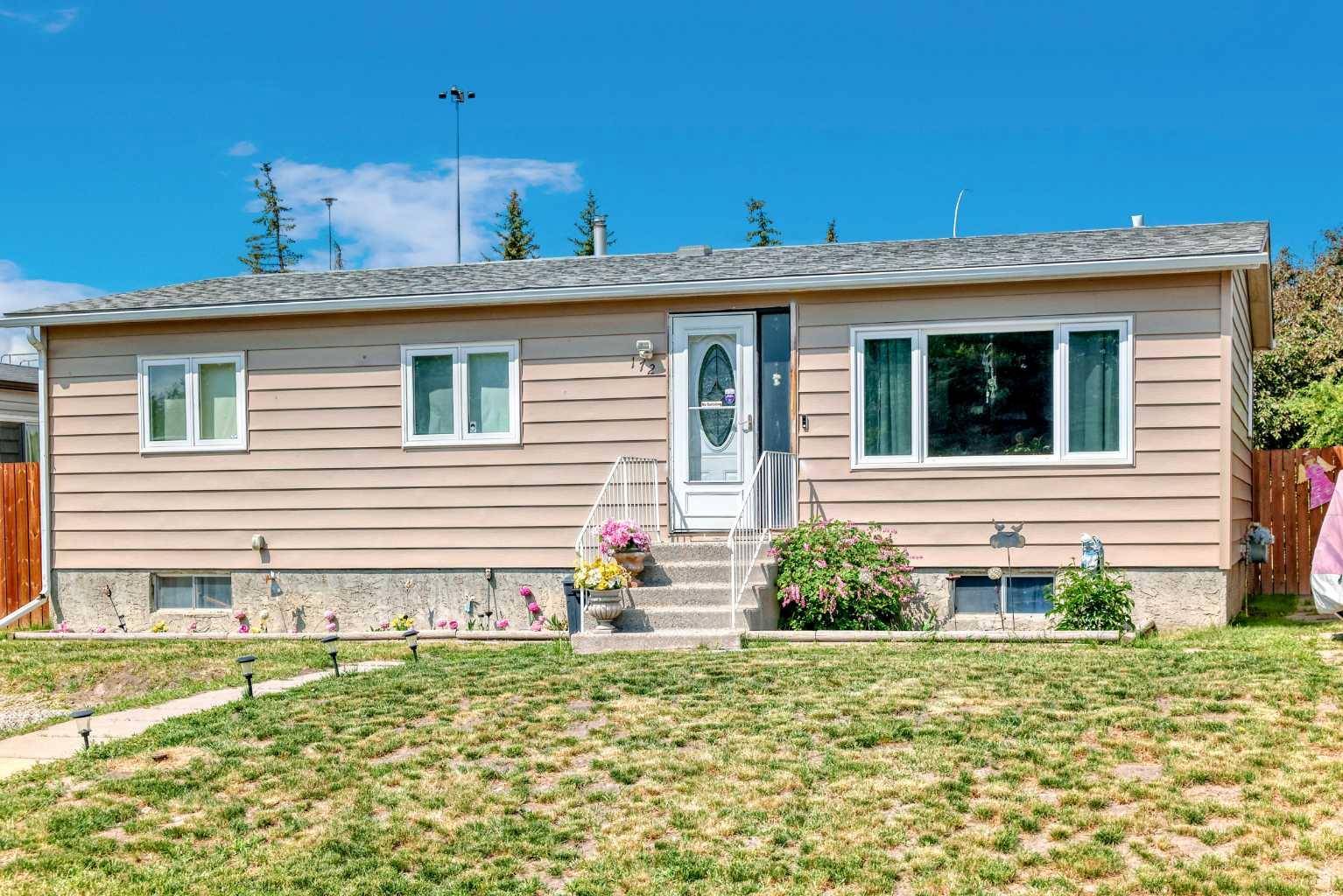 172 Big Hill CIR SE, Airdrie, AB T4A1R8