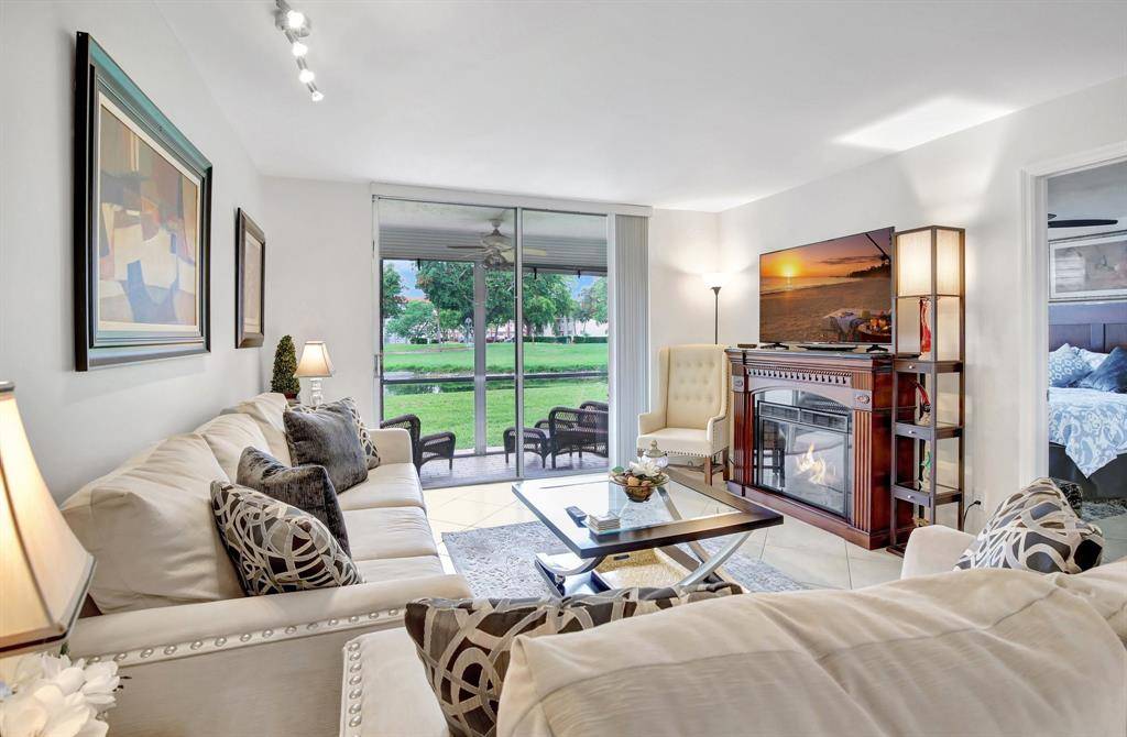 8930 S Hollybrook Blvd #103, Pembroke Pines, FL 33025