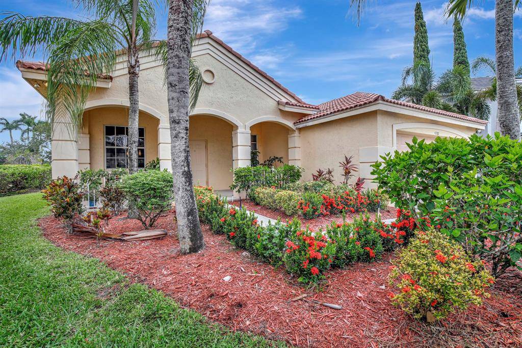 4202 Staghorn Ln, Weston, FL 33331