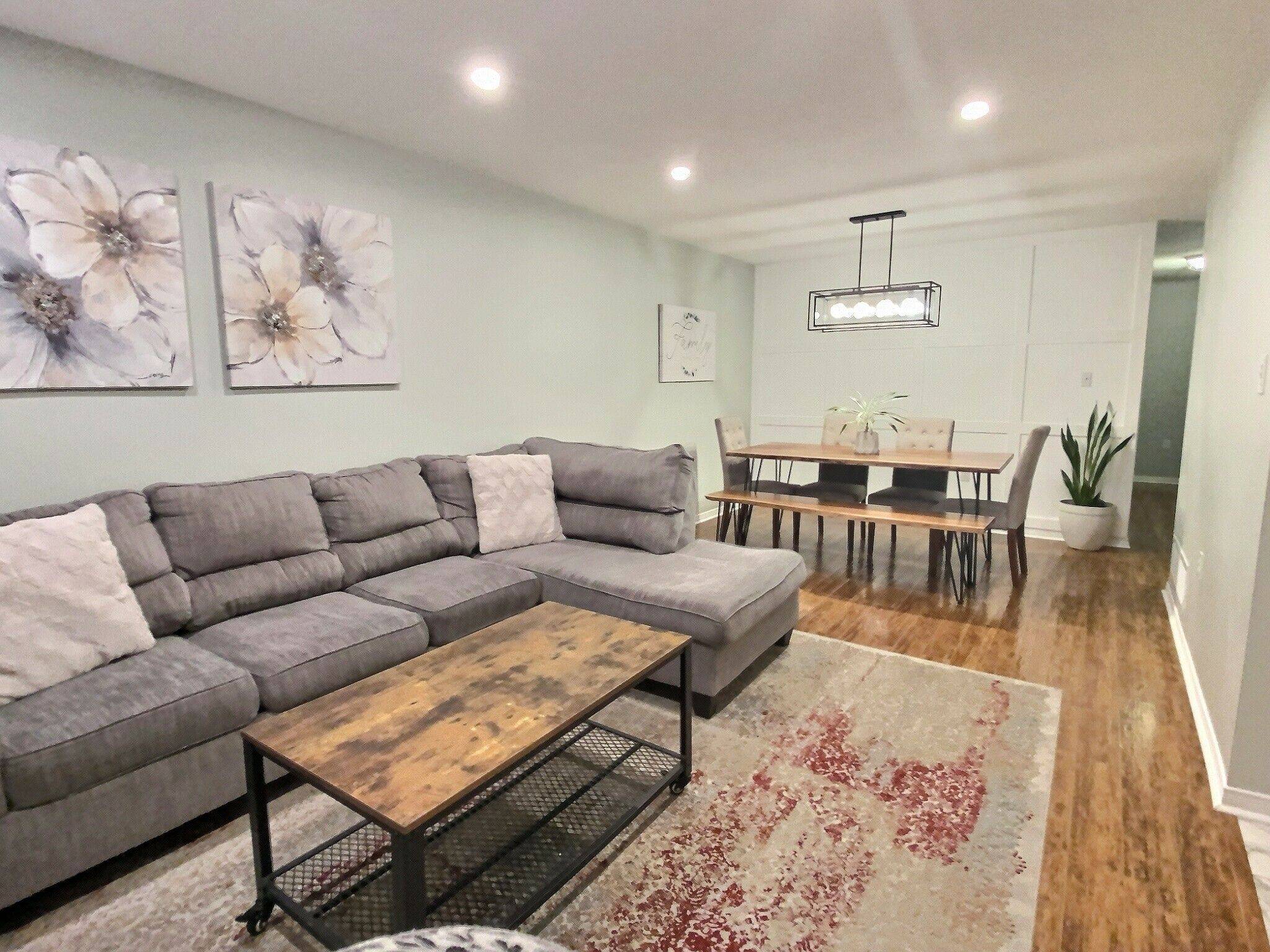 Orillia, ON L3V 7Y2,28 Courtney CRES