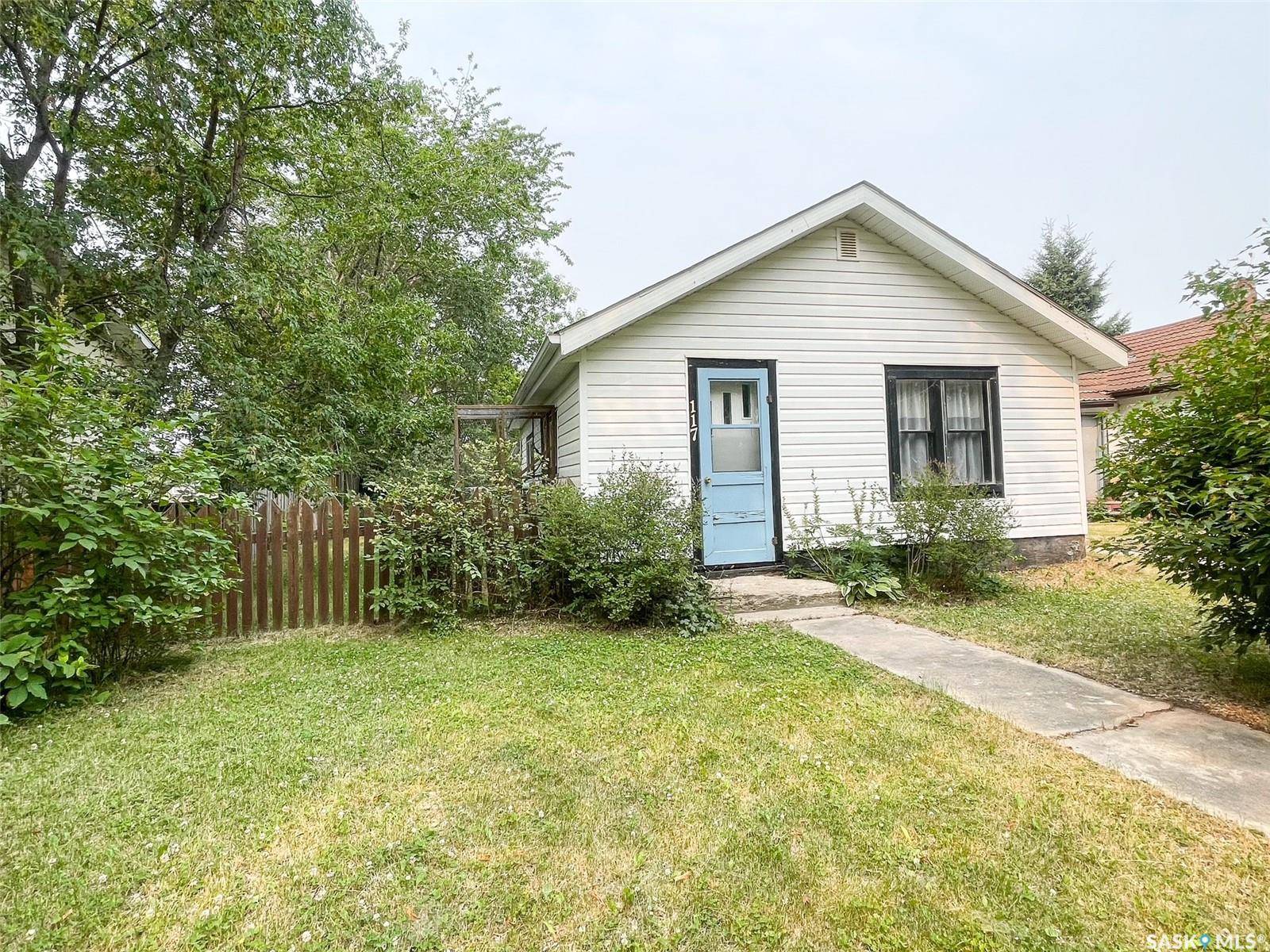 117 4th STREET E, Meadow Lake, SK S9X 1H4