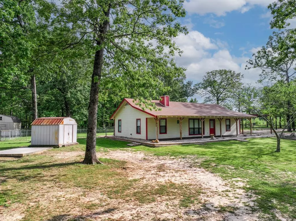 Dike, TX 75437,200 County Road 3635