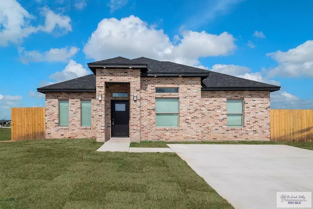 Brownsville, TX 78521,733 THORNTON LN