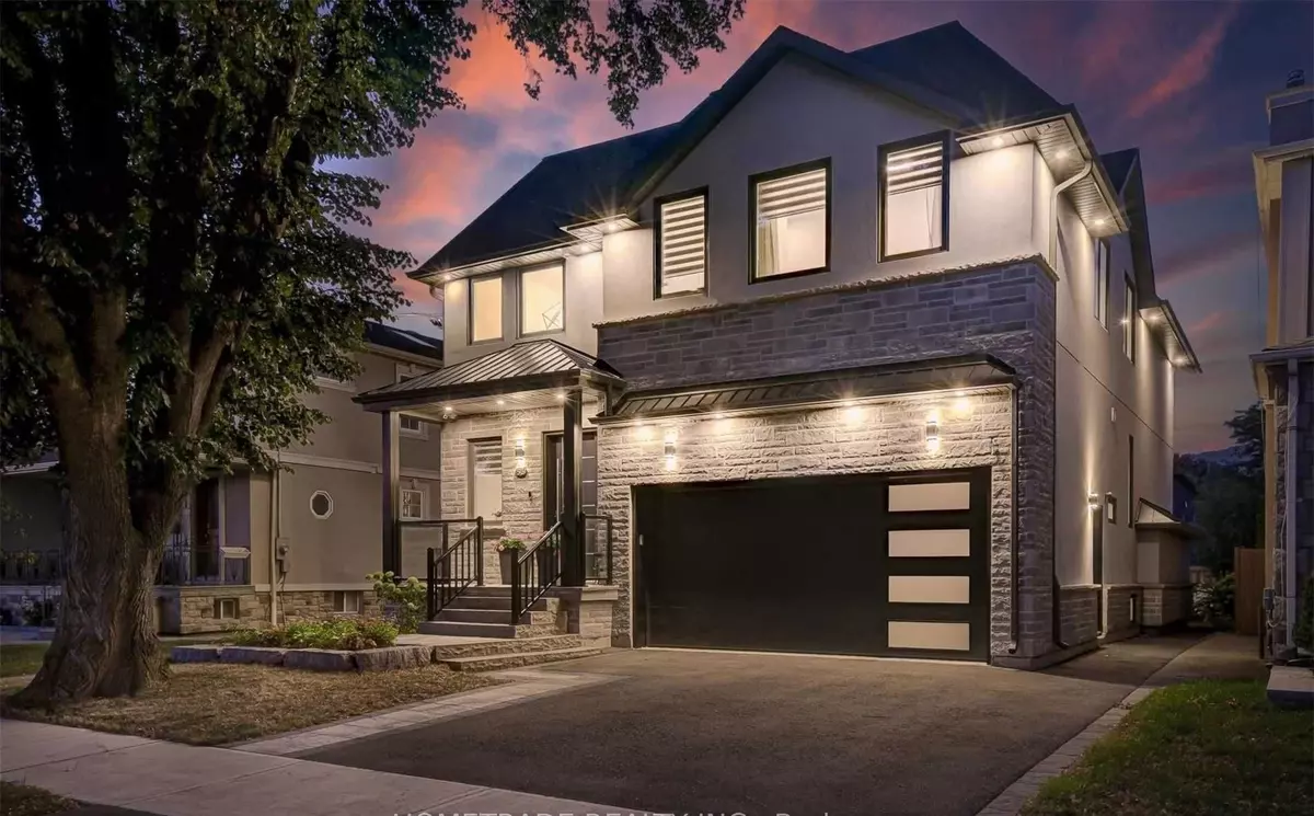 Toronto W08, ON M8Z 5B1,53 Culnan AVE E