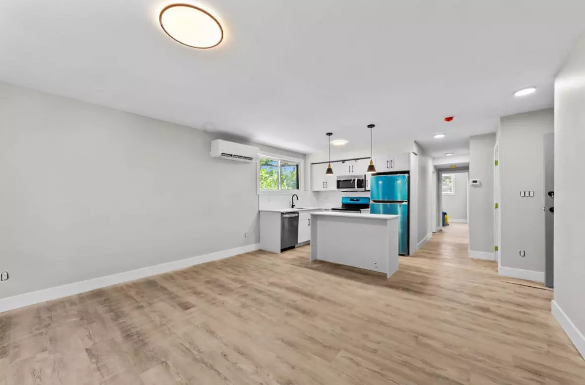 London South, ON N5Z 3A8,400 SCENIC DR #Unit 11