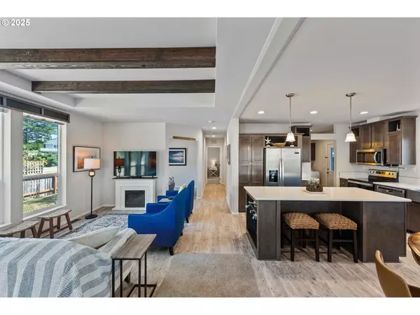 Bandon, OR 97411,87158 JUPITER LN
