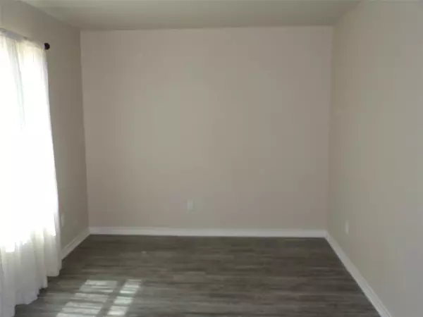 Mabank, TX 75147,18287 County Road 4001