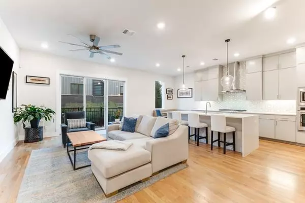 Dallas, TX 75220,3912 Bowie Lane