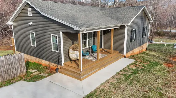 1914 Walnut Hollow Rd, Lynchburg, VA 24503