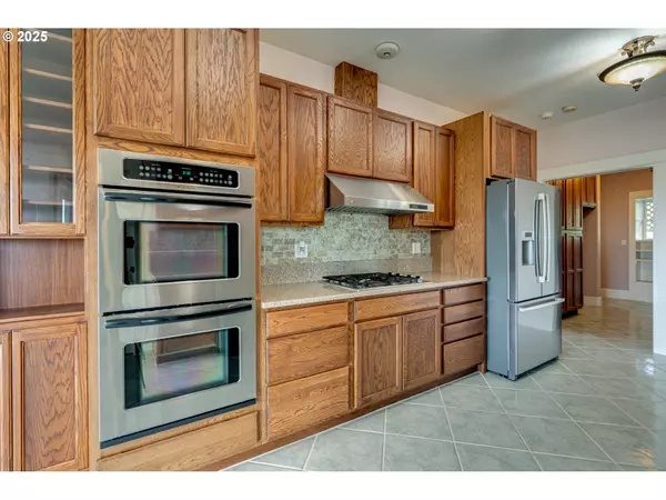 Kalama, WA 98625,1690 CLOVERDALE RD