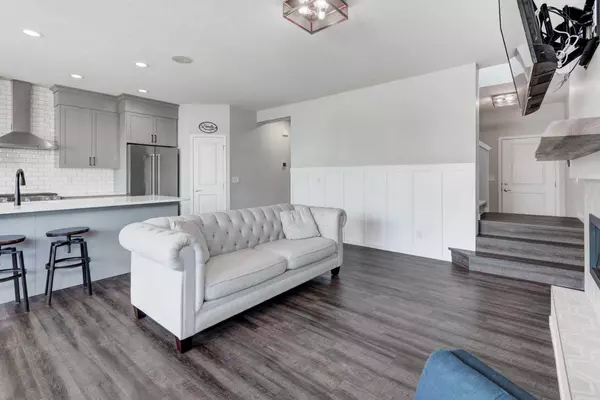 Calgary, AB T3M 3B6,10 Seton Parade SE